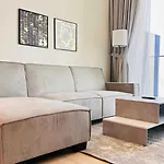 Oyo Home 1387 Premium 1Bedroom Apartment