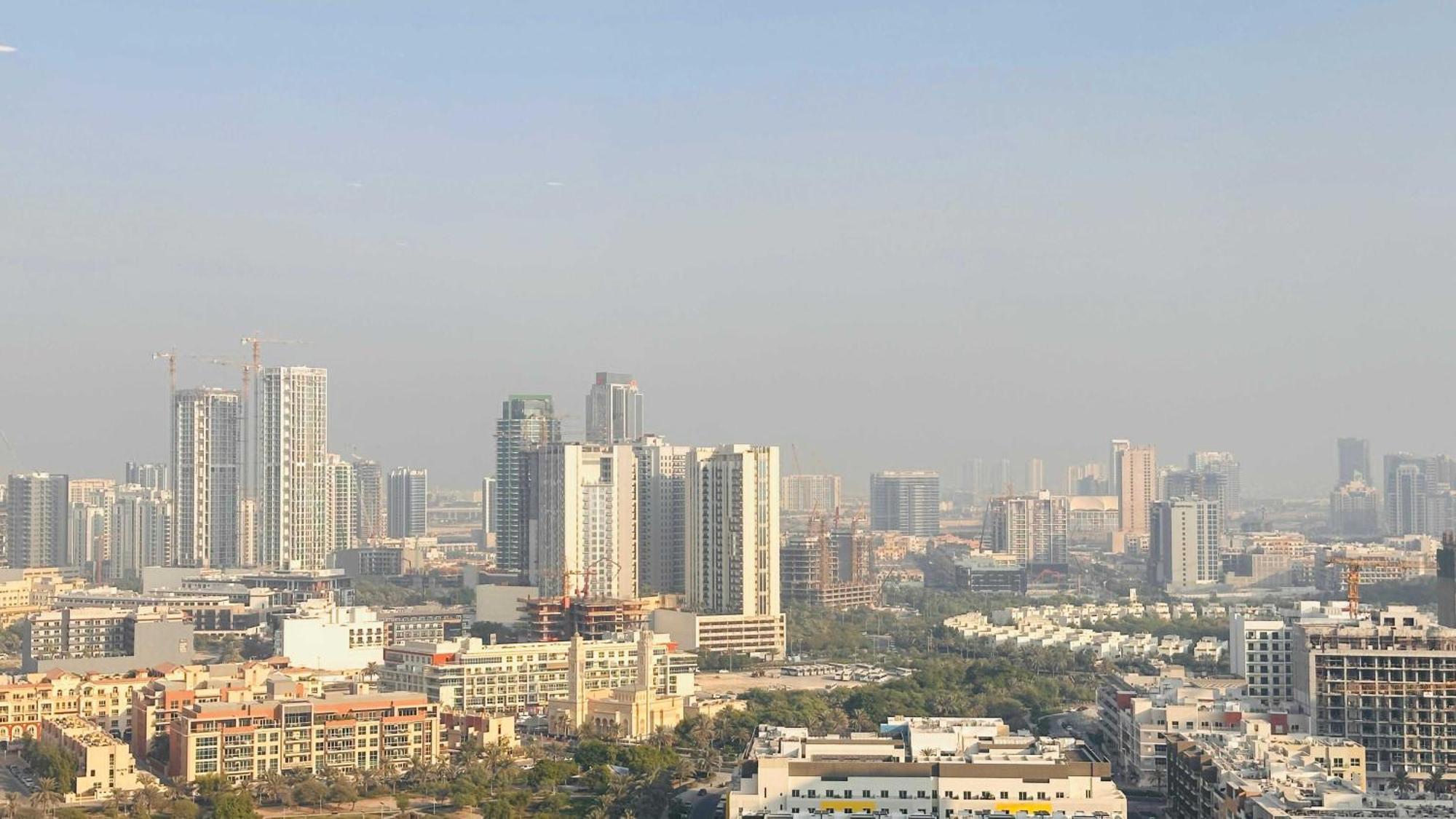 Oyo 1387 Premium 1bedroom Dubai